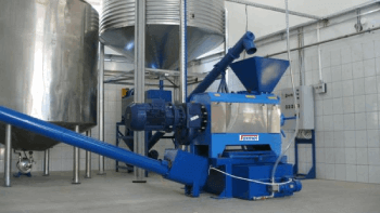 Exemple de machine à presser des grains fonctionnant en triphasé