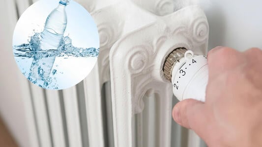 Chauffage : la vérité sur l'astuce de la bouteille d'eau placée à côté du radiateur qui fait le buzz