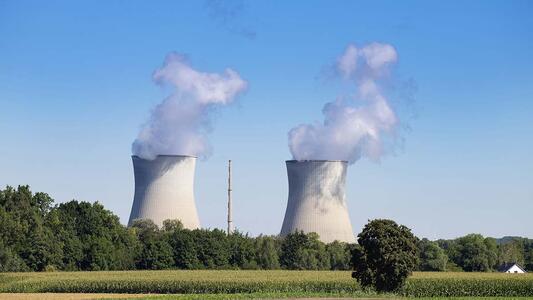 Grève chez EDF : la production d'électricité a chuté, l'équivalent de 4 réacteurs nucléaires à l'arrêt