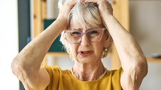 Son fournisseur d'électricité lui facture la consommation d'un village entier (211.993 €) et lui dit que c'est normal